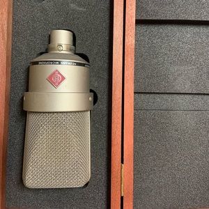 Neuman Tlm 103 ( new)